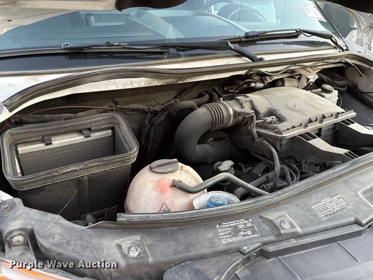 image for item EC8182 2018 Freightliner 2500 van