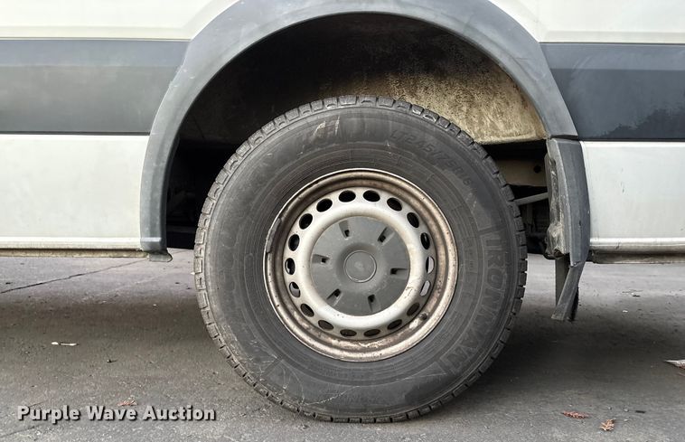 image for item EC8182 2018 Freightliner 2500 van