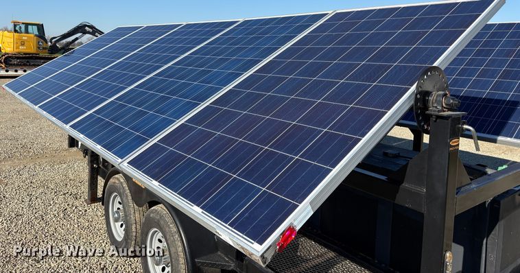 image for item EC8191 2014 Island Power USA SI 6048-US-10 solar panel trailer