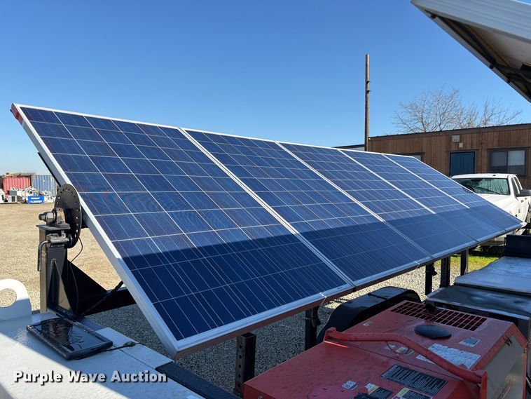 image for item EC8191 2014 Island Power USA SI 6048-US-10 solar panel trailer