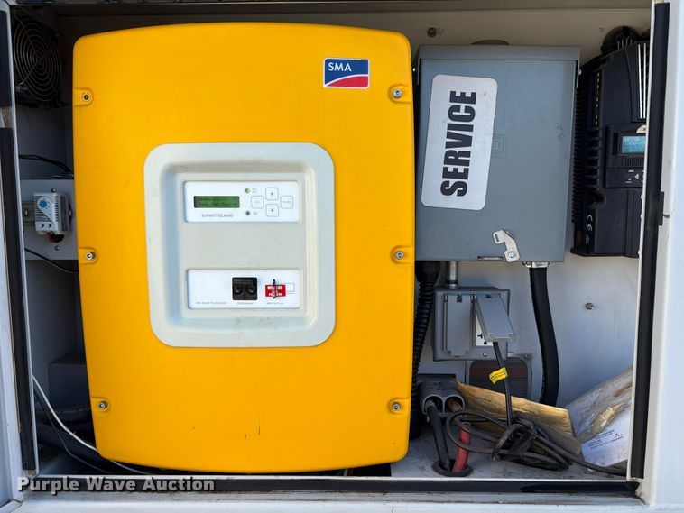 image for item EC8191 2014 Island Power USA SI 6048-US-10 solar panel trailer