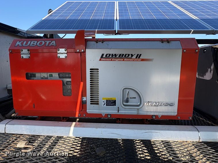 image for item EC8191 2014 Island Power USA SI 6048-US-10 solar panel trailer