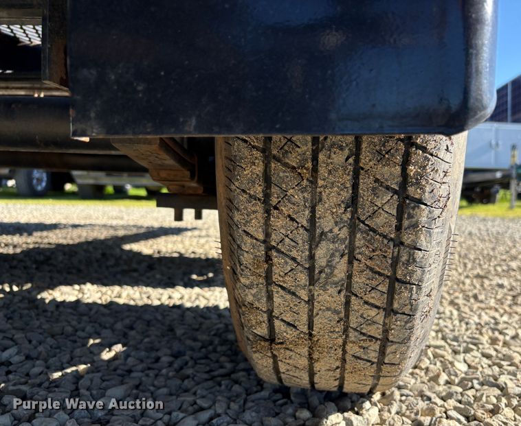 image for item EC8191 2014 Island Power USA SI 6048-US-10 solar panel trailer