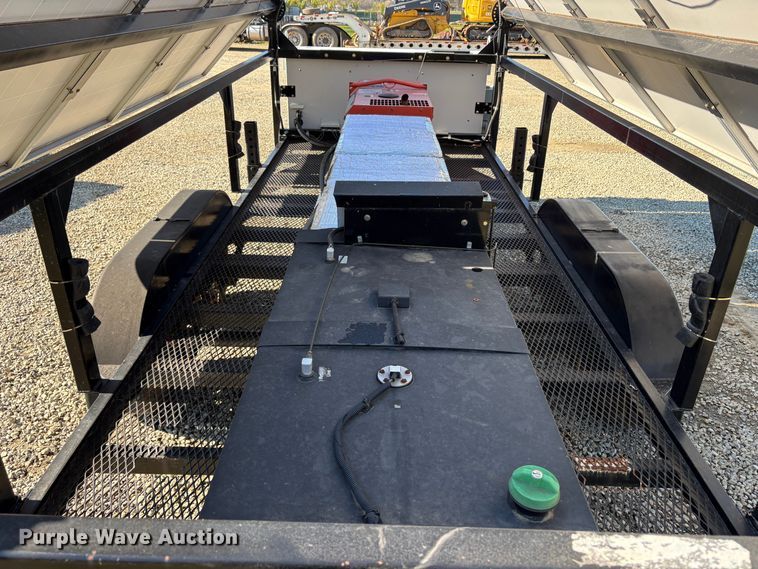 image for item EC8192 2015 Island Power USA IS 6048-US-10 solar panel trailer