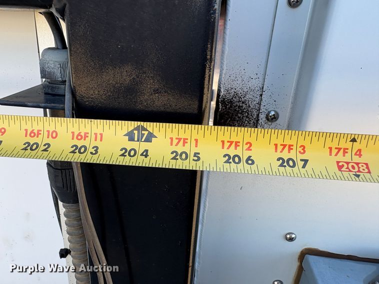 image for item EC8192 2015 Island Power USA IS 6048-US-10 solar panel trailer