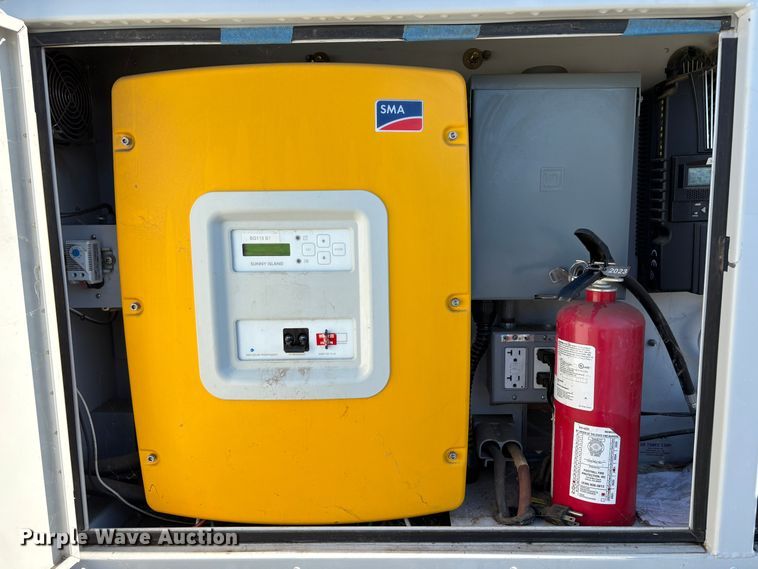 image for item EC8192 2015 Island Power USA IS 6048-US-10 solar panel trailer