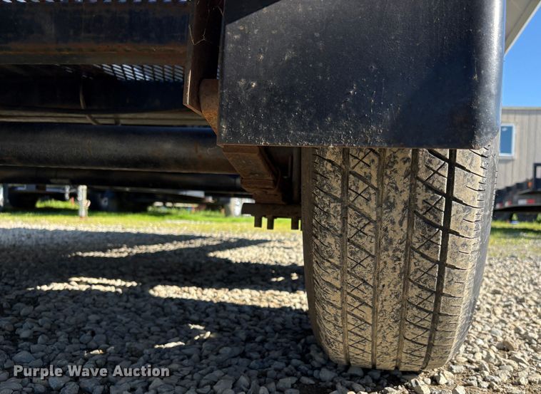 image for item EC8192 2015 Island Power USA IS 6048-US-10 solar panel trailer