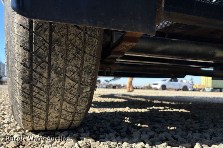 image for item EC8192 2015 Island Power USA IS 6048-US-10 solar panel trailer