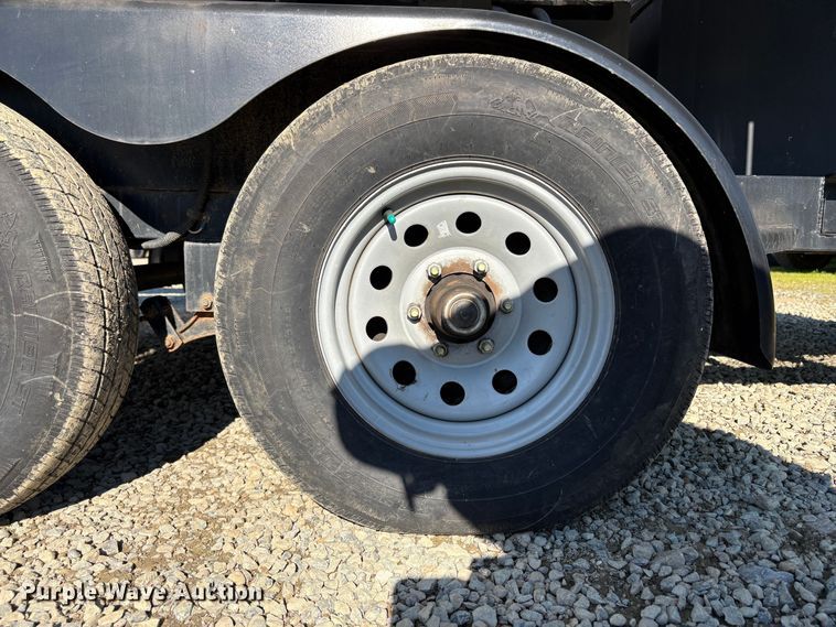 image for item EC8192 2015 Island Power USA IS 6048-US-10 solar panel trailer