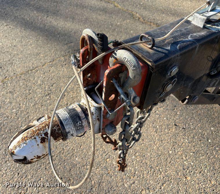 image for item EC8195 2015 Best Trailer DC4737 dump trailer