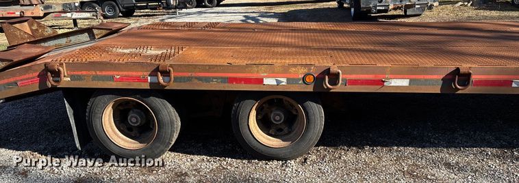 image for item ED2157 2001 Interstate equipment trailer