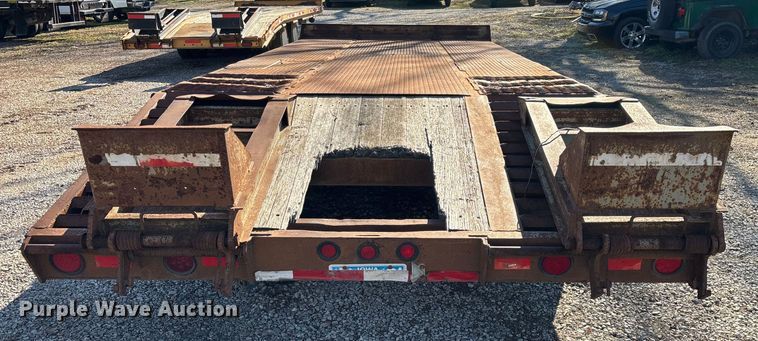 image for item ED2157 2001 Interstate equipment trailer
