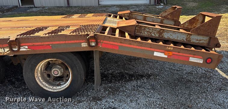 image for item ED2157 2001 Interstate equipment trailer