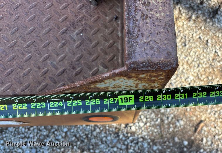 image for item ED2157 2001 Interstate equipment trailer