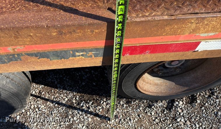 image for item ED2157 2001 Interstate equipment trailer