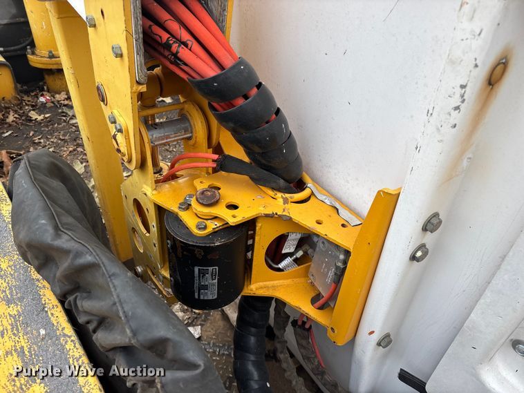 image for item ED2469 2005 Ford F550 Super Duty bucket truck