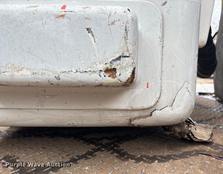 image for item ED2469 2005 Ford F550 Super Duty bucket truck