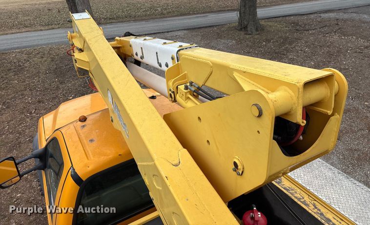 image for item ED2469 2005 Ford F550 Super Duty bucket truck