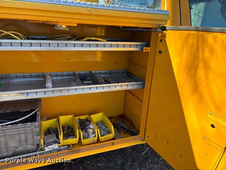 image for item ED2469 2005 Ford F550 Super Duty bucket truck