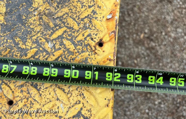 image for item ED2469 2005 Ford F550 Super Duty bucket truck