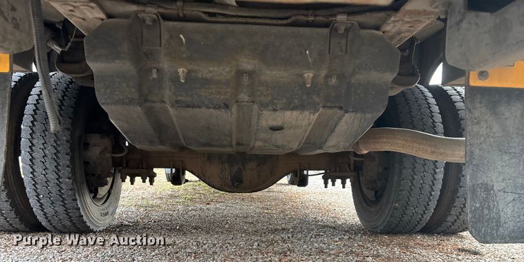 image for item ED2469 2005 Ford F550 Super Duty bucket truck