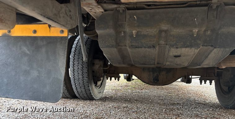 image for item ED2469 2005 Ford F550 Super Duty bucket truck