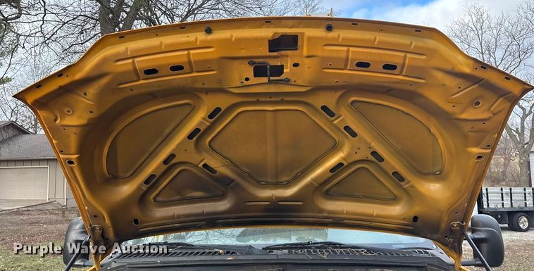 image for item ED2469 2005 Ford F550 Super Duty bucket truck