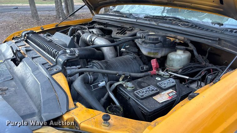 image for item ED2469 2005 Ford F550 Super Duty bucket truck