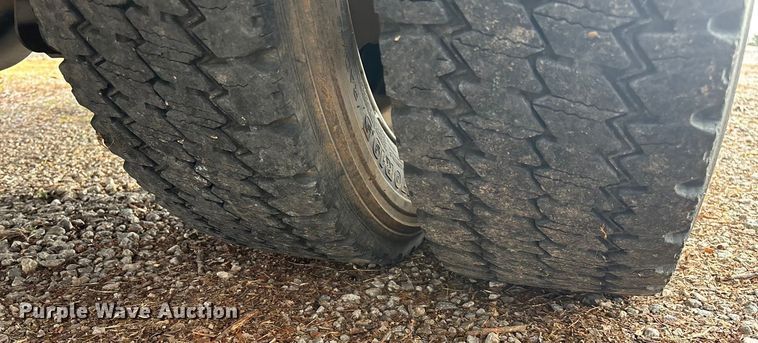 image for item ED2469 2005 Ford F550 Super Duty bucket truck