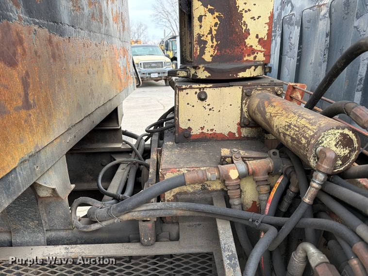 image for item ED5101 1992 GMC TopKick dump truck