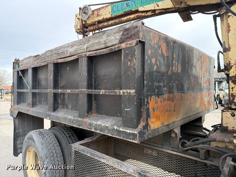 image for item ED5101 1992 GMC TopKick dump truck