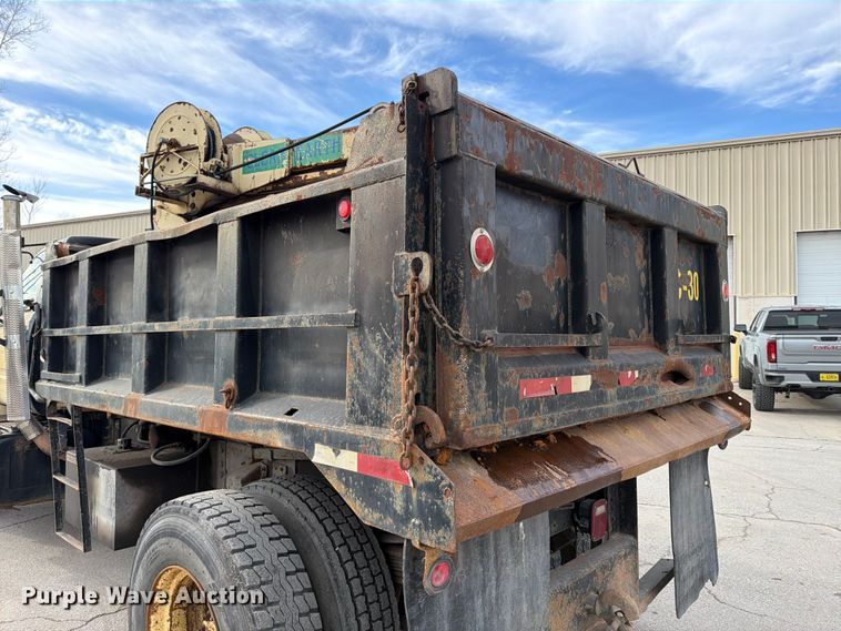 image for item ED5101 1992 GMC TopKick dump truck