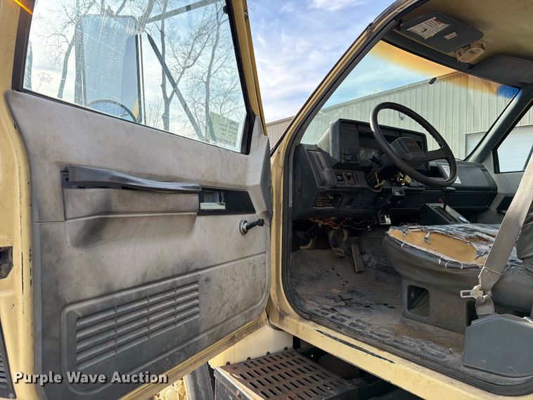 image for item ED5101 1992 GMC TopKick dump truck