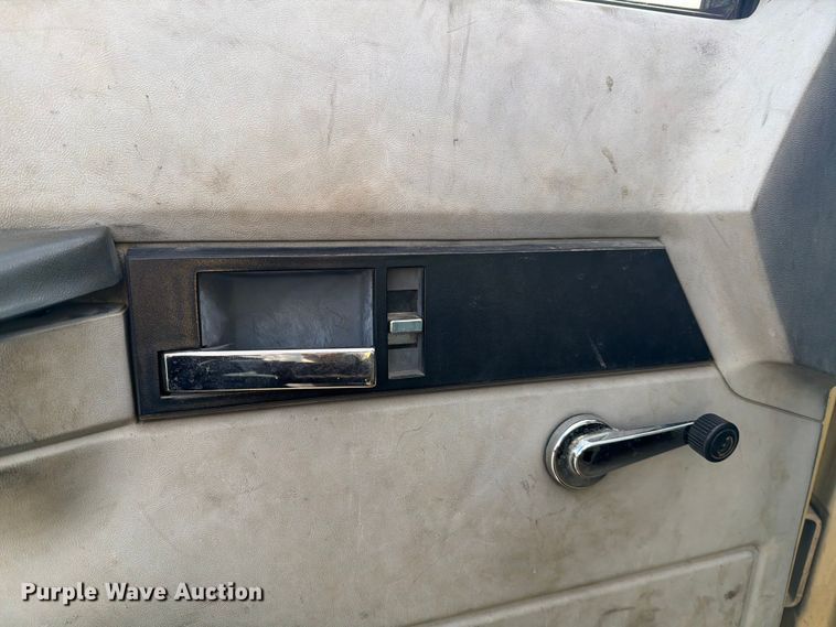 image for item ED5101 1992 GMC TopKick dump truck