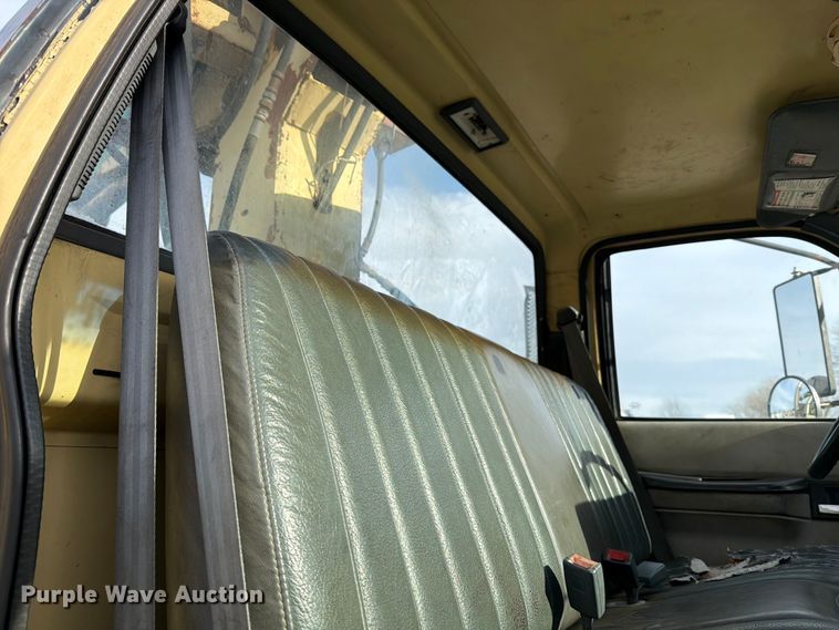 image for item ED5101 1992 GMC TopKick dump truck