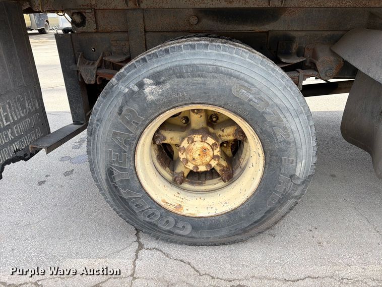 image for item ED5101 1992 GMC TopKick dump truck