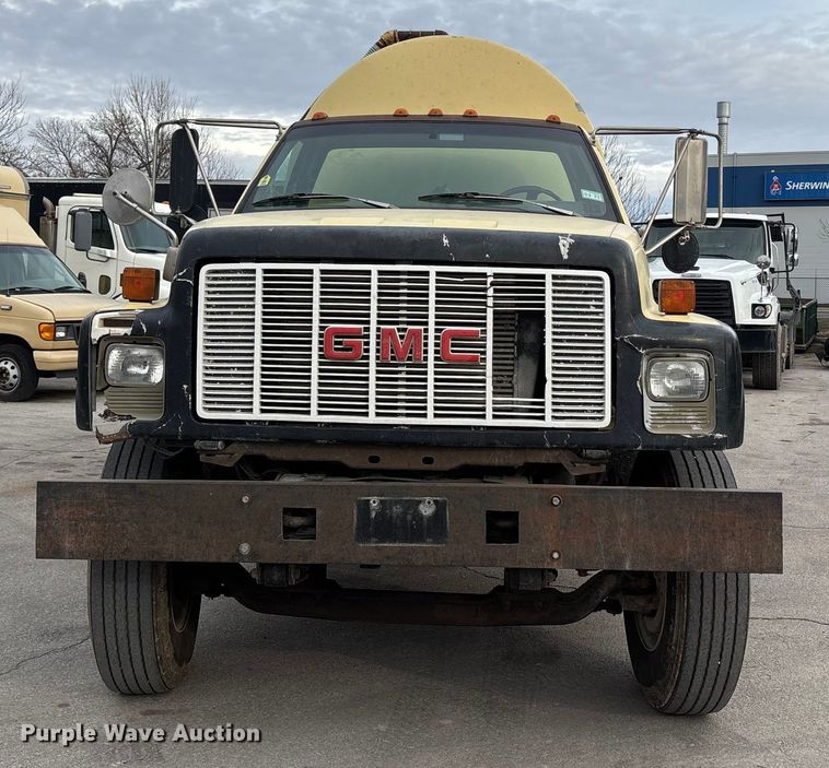 image for item ED5105 1993 GMC C7000 vacuum truck