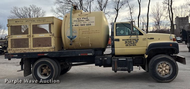 image for item ED5105 1993 GMC C7000 vacuum truck