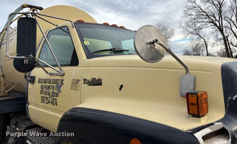 image for item ED5105 1993 GMC C7000 vacuum truck