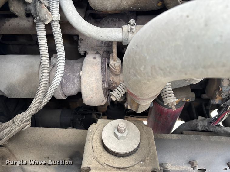 image for item ED5105 1993 GMC C7000 vacuum truck