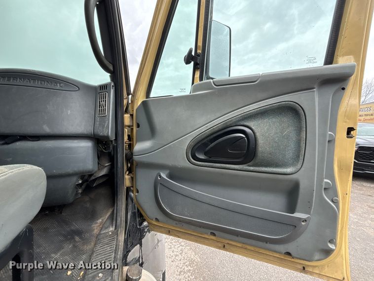 image for item ED5106 2006 International 4300 sewer jetter truck