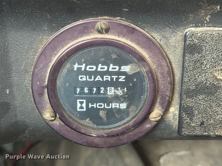 image for item ED5107 1999 Volvo WG sewer jetter truck