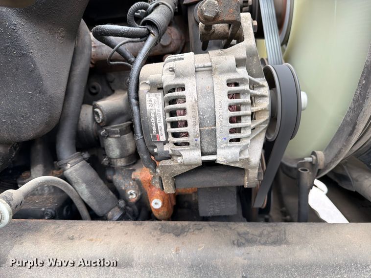 image for item ED5107 1999 Volvo WG sewer jetter truck