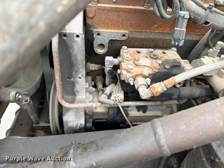 image for item ED5107 1999 Volvo WG sewer jetter truck