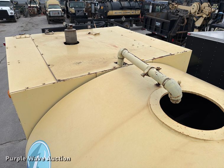 image for item ED5108 1991 Chevrolet C7000 sewer jetter truck