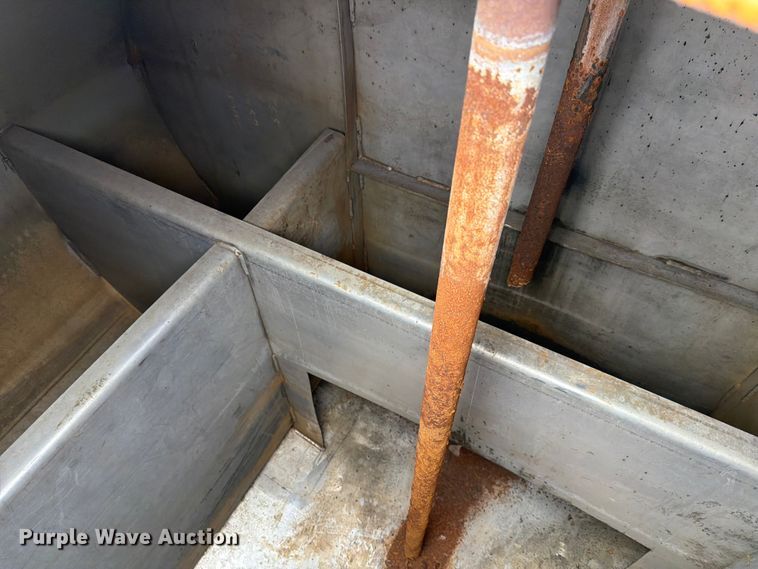 image for item ED5108 1991 Chevrolet C7000 sewer jetter truck