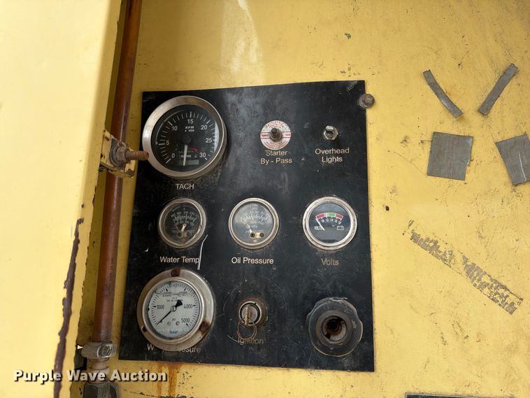 image for item ED5108 1991 Chevrolet C7000 sewer jetter truck