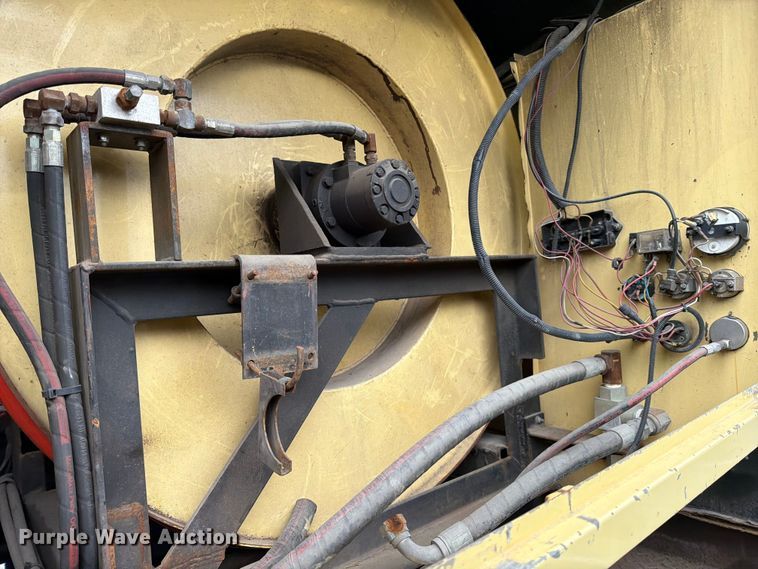 image for item ED5108 1991 Chevrolet C7000 sewer jetter truck