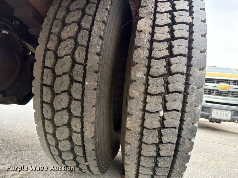 image for item ED5108 1991 Chevrolet C7000 sewer jetter truck