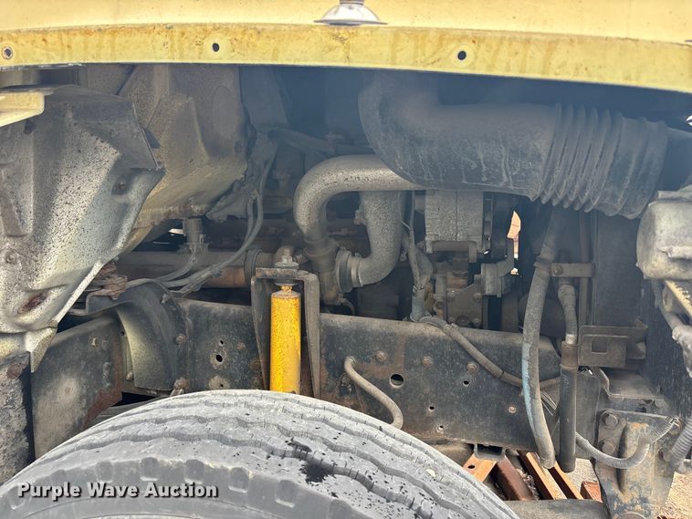 image for item ED5109 1992 GMC C7 sewer jetter truck